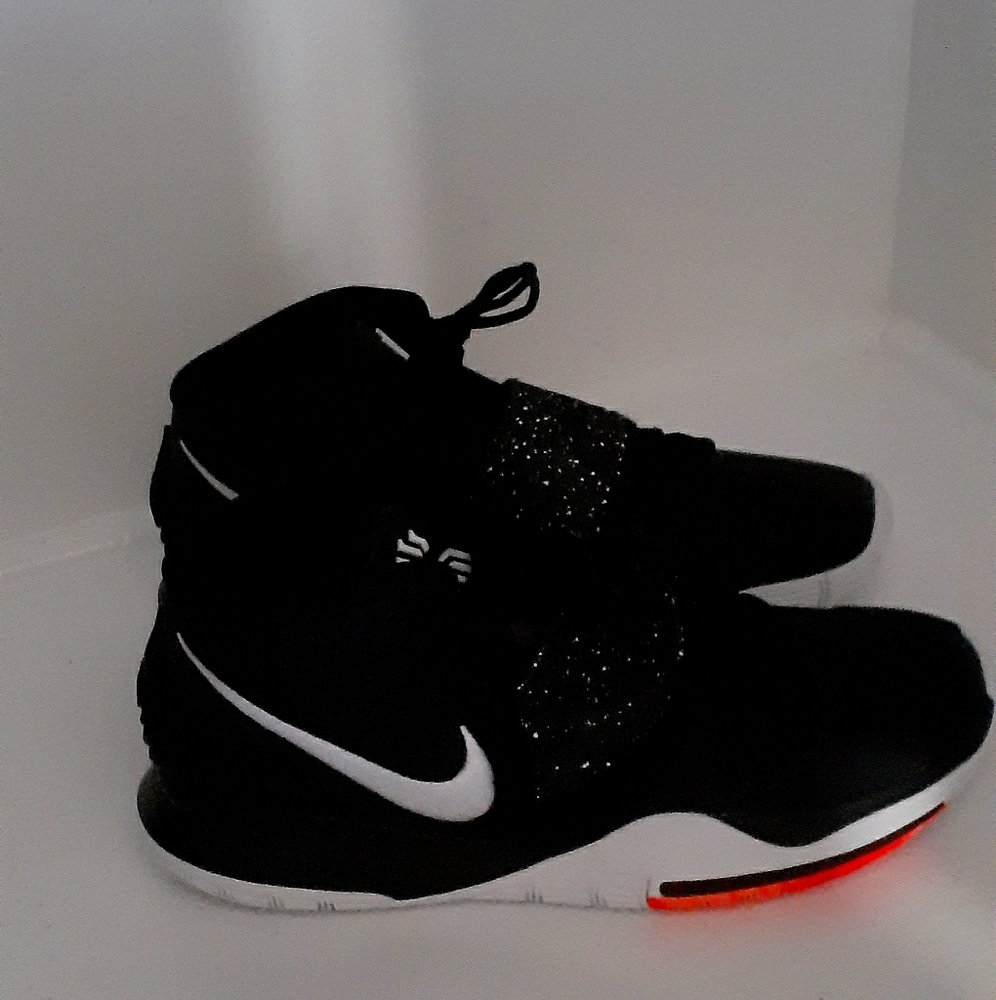 Kyrie 6